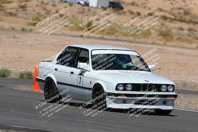 media/Oct-01-2022-Team Topak Racing (Sat) [[f860fb51be]]/2-Inter Low 2/session 2 turn 11/